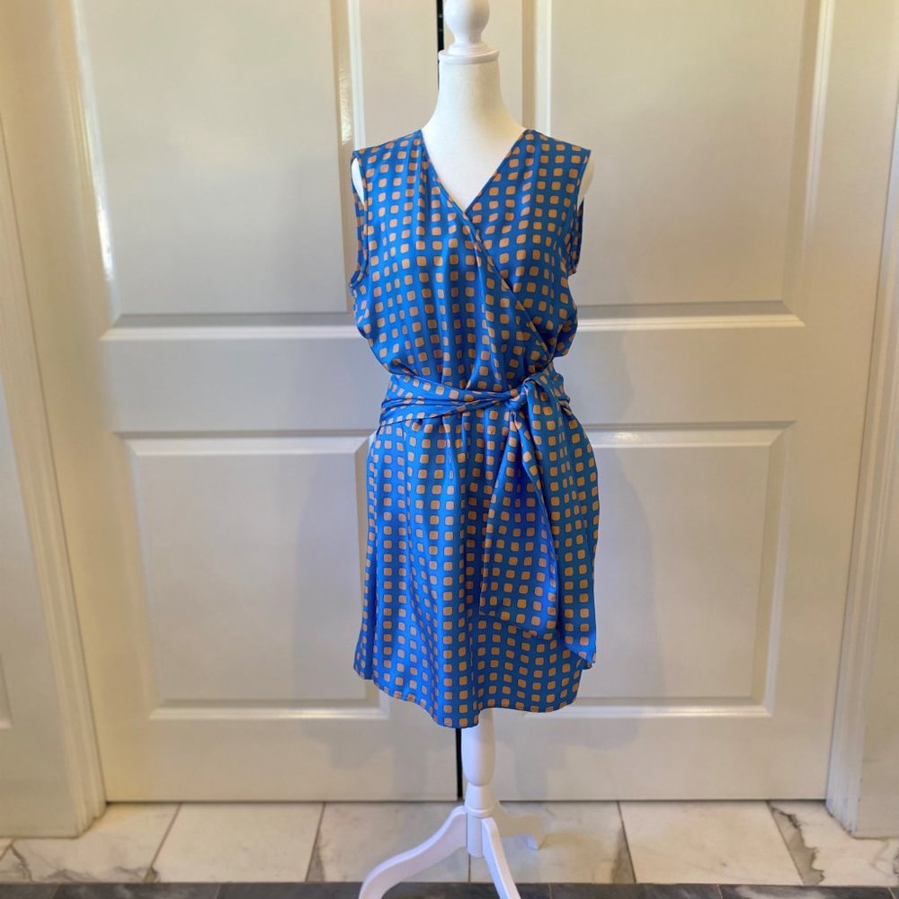 Diane Von Furstenberg Mura Tile Tie Front Dress 100% Silk In Blue Print Size M
